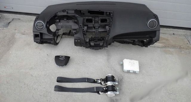 Mazda 5 tablier cintos airbags