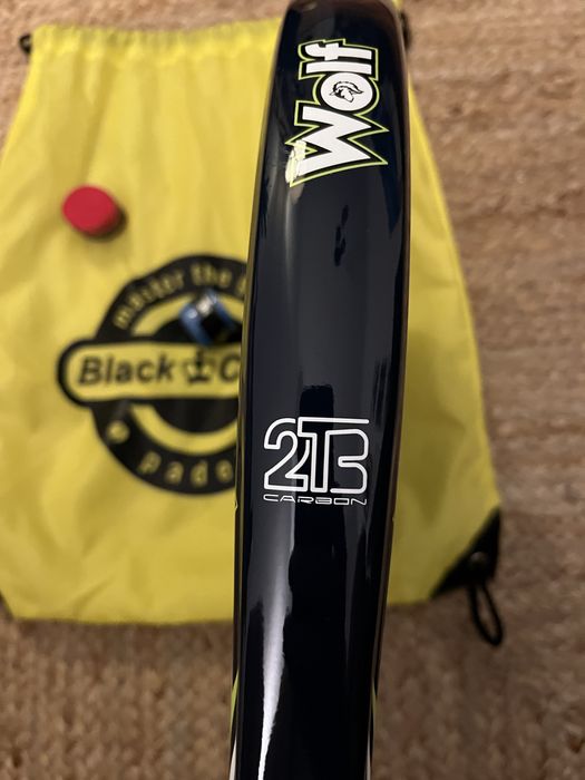 Vendo raquete padle black crown wolf