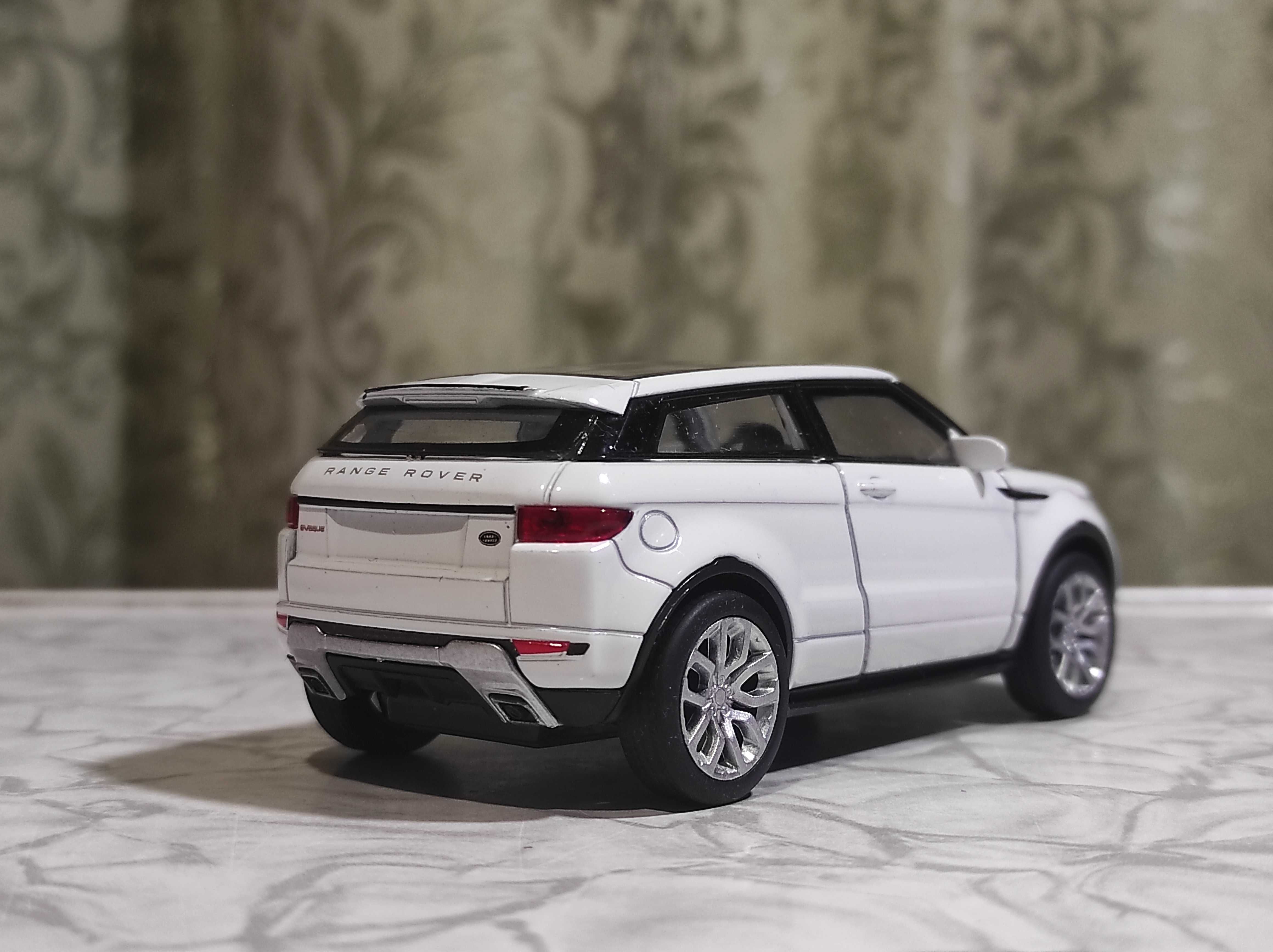 Range Rover Evoque Welly 1/36 Нова колекційна модель