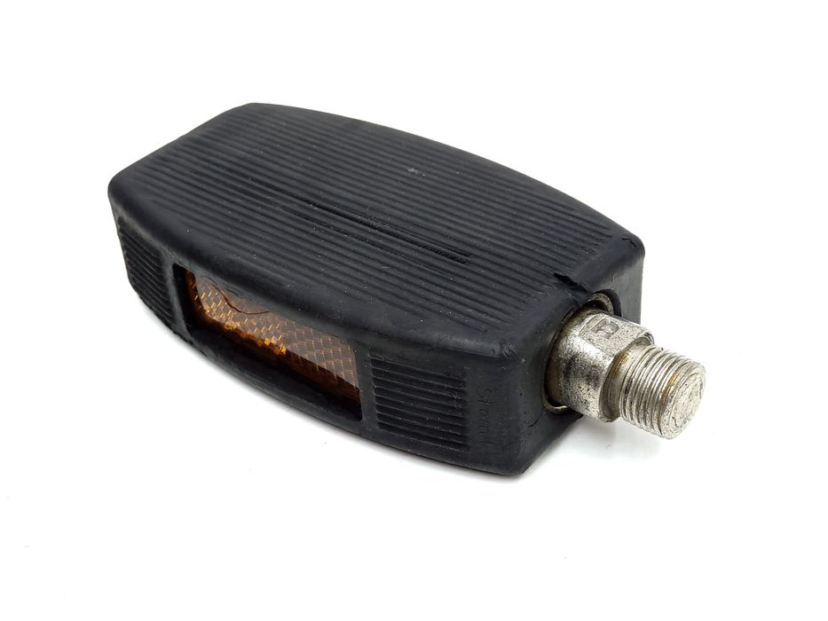 NOWY prawy pedał gumowy Stomil Bydgoszcz ZZR Romet Karat Flaming Wigry