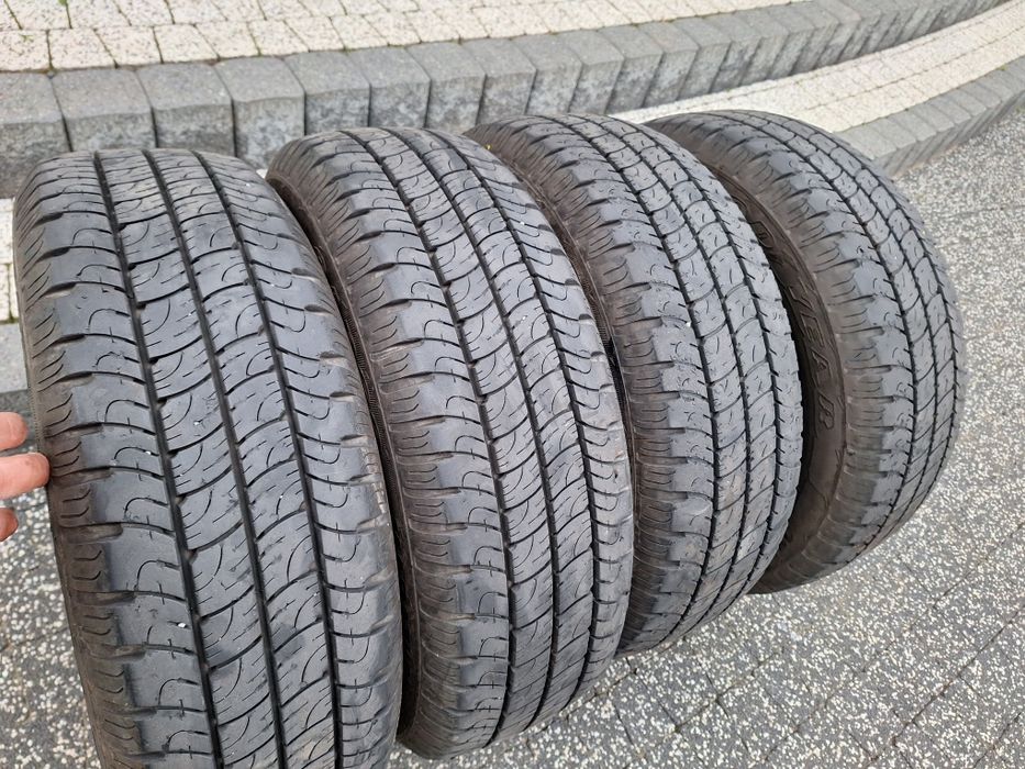 Sprzedam opony 195/50 R16C Goodyear Cargo