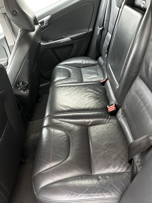 V60 D6 AWD Hibrido plug-in