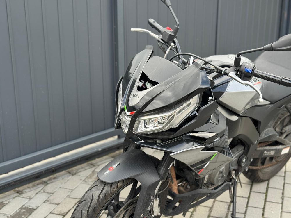 Aprilia RS4 Tuono 2023 Import Niemcy Uszkodzona