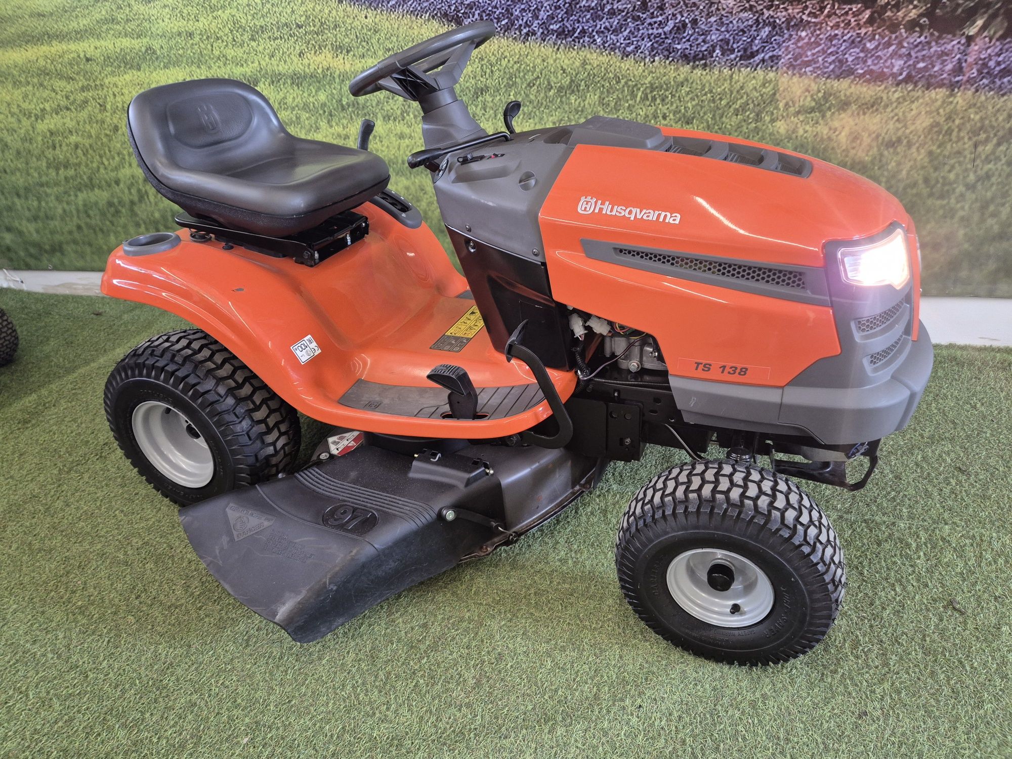 Traktorek kosiarka Husqvarna Briggs pompa oleju automat jak nowy