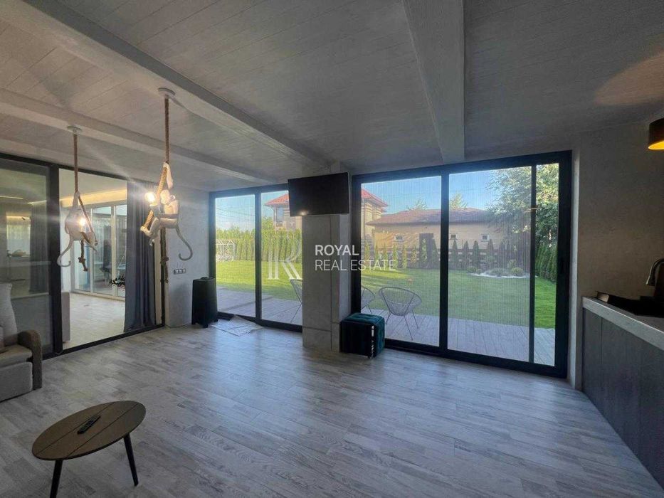 Осещина Продаж Будинку КМ Троянда з Ремонтом 240м2 8 сотих 6к