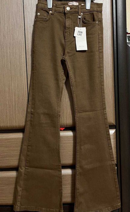 Джинси  Bershka розмір 34(xs)