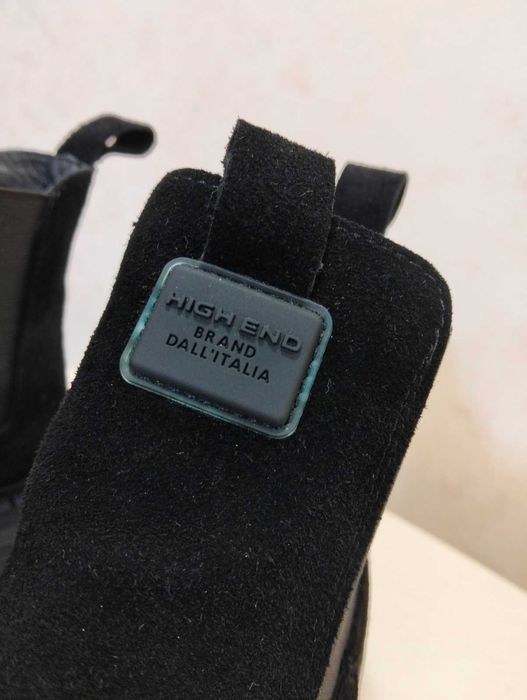 Підліткові чорні чоботи