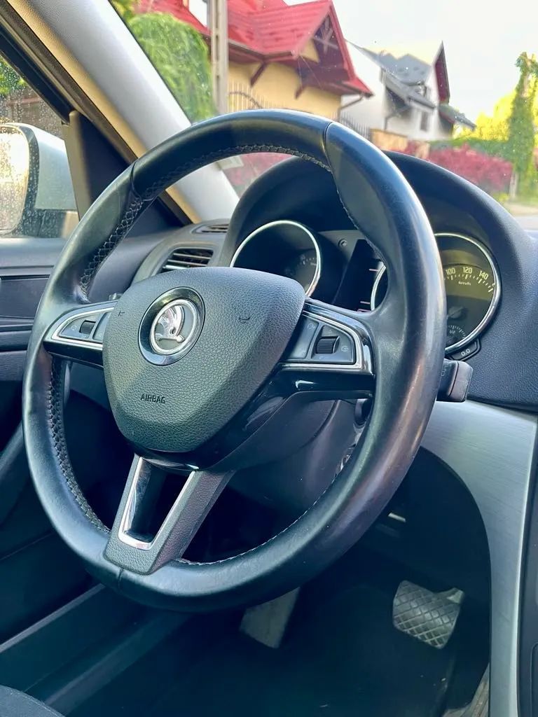 Skoda Yeti Kobiecą ręką dopieszczane auto