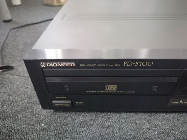 Elemento Pioneer compact disc player modelo PD-5100