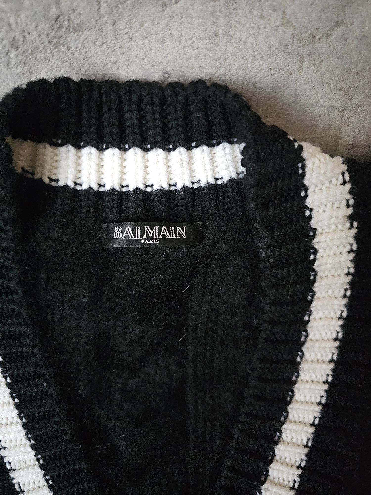 Светр Balmain оригінал,теплющий