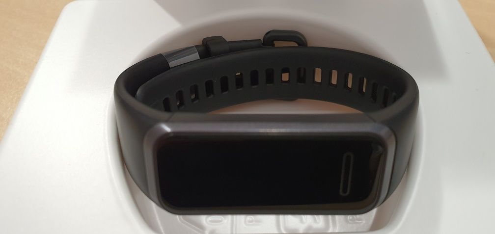 Smartband Huawei Band 4. Nowy.