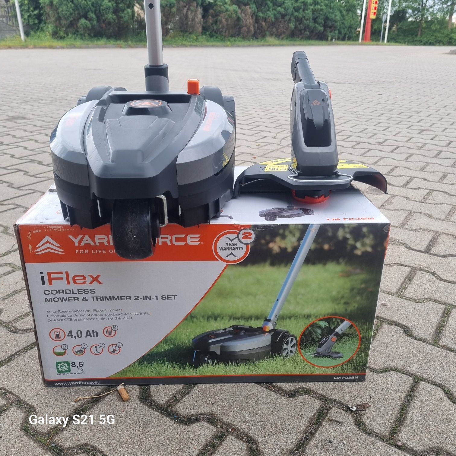 Kosiarko-podkaszarka YARD FORCE 2-IN-1 SET