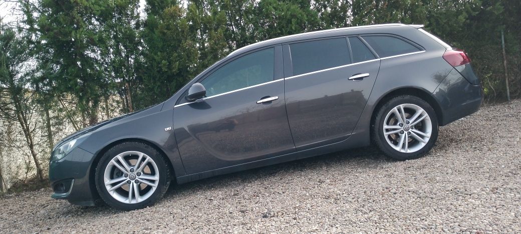 Opel Insignia polift 2.0cdti automat bogata opcja zadbany bez wkladu