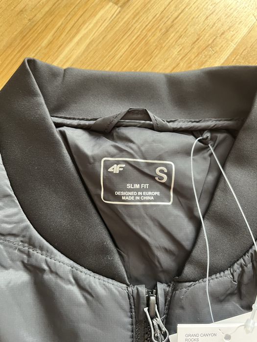 Kamizelka 4F damska do biegania Primaloft S czarna