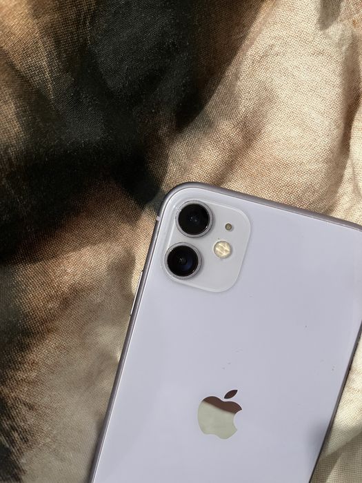 Iphone 11 liliowy, uszkodzony wyswietlacz