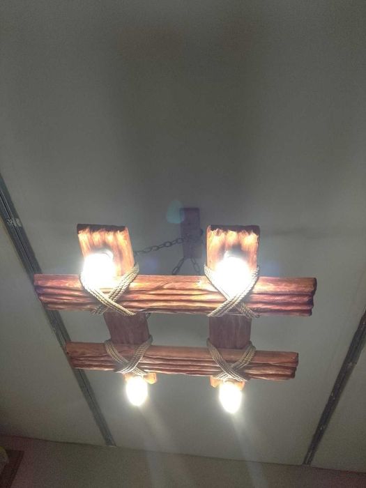 Люстра лофт старе дерево