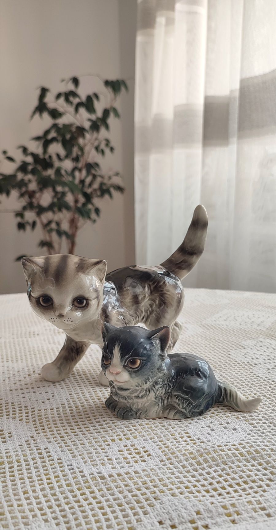 Статуетки котики, порцеляна.Goebel, Німеччина