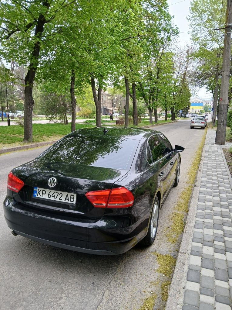 WV b7  2.5 бензин