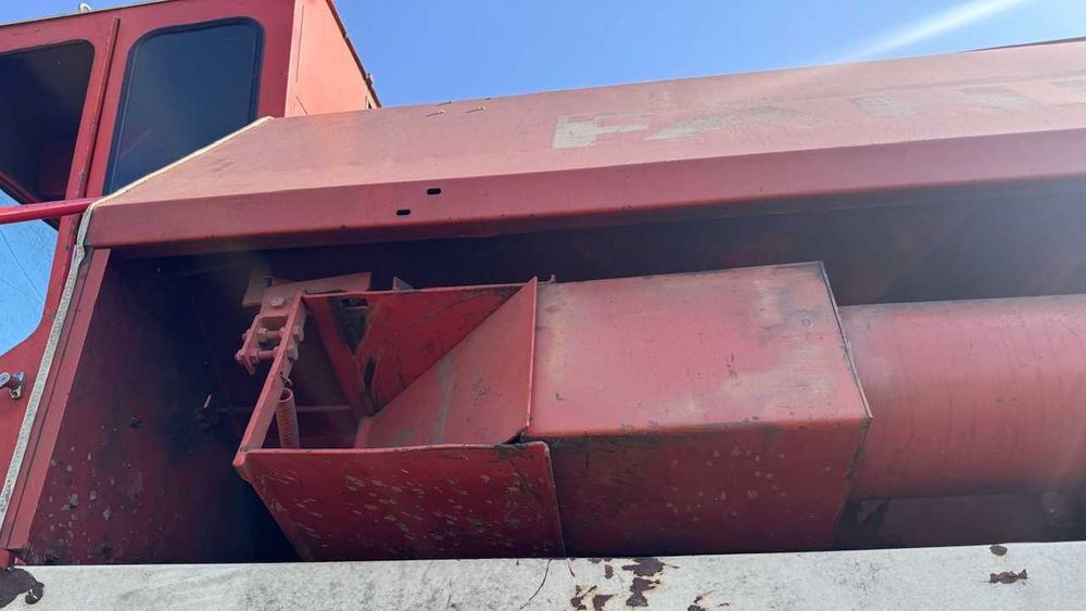 Rura hydrauliczna wysypu kombajn  Deutz Fahr  M1300, 1302,1322 inne