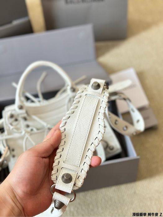 Сумка Balenciaga Mini City