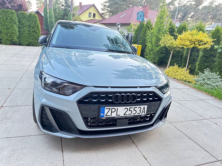 Audi A1 Sportback Audi A1 s-line w bogatej wersji.