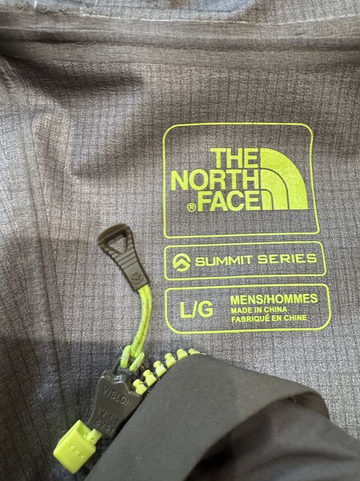 Вітровка the north face SUMMIT SERIES GORE TEX Pro Розмір: L-XL