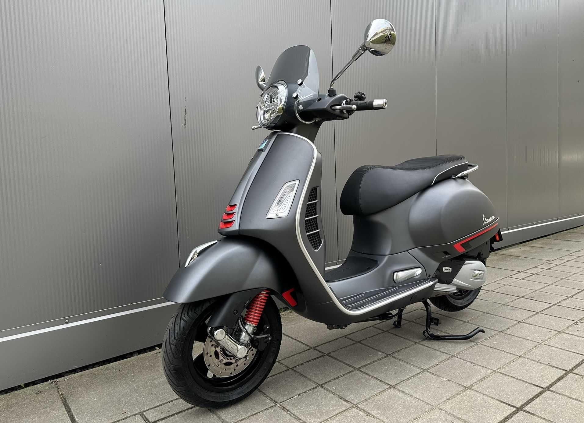 Vespa GTS 125 Super Sport 2021