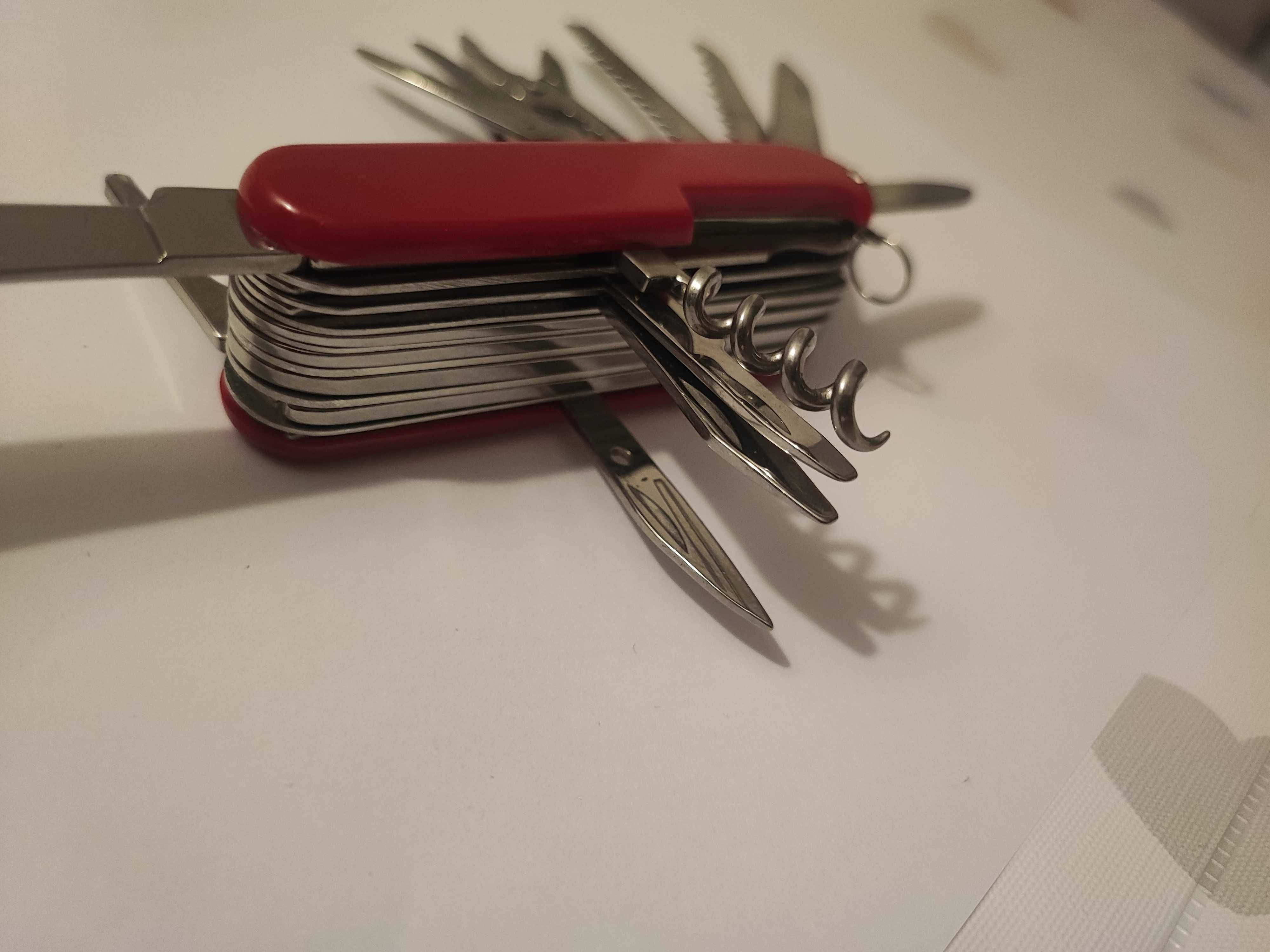 Scyzoryk Multitool