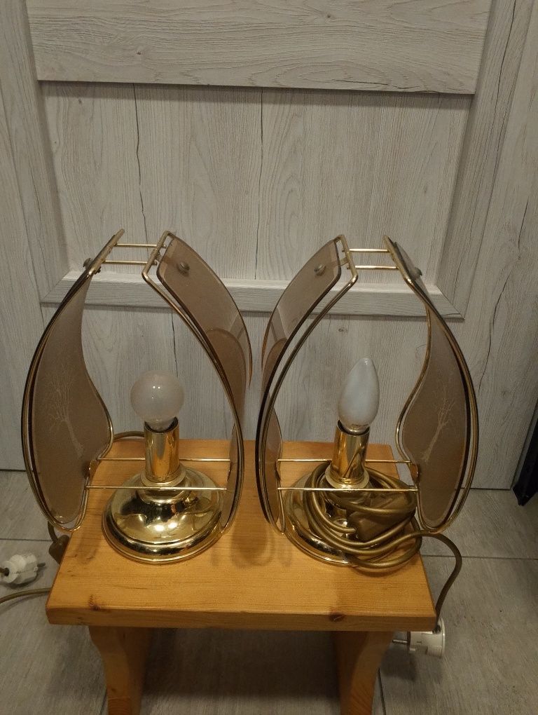 Lampki nocne z motywem drzewa