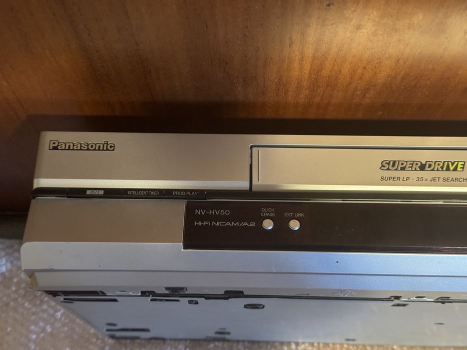 Leitor/gravador VHS Panasonic