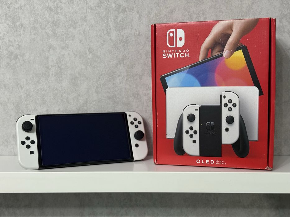 Nintendo Switch OLED • Ідеальний стан • Повний комплект