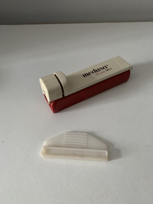 Maquina enrola cigarros