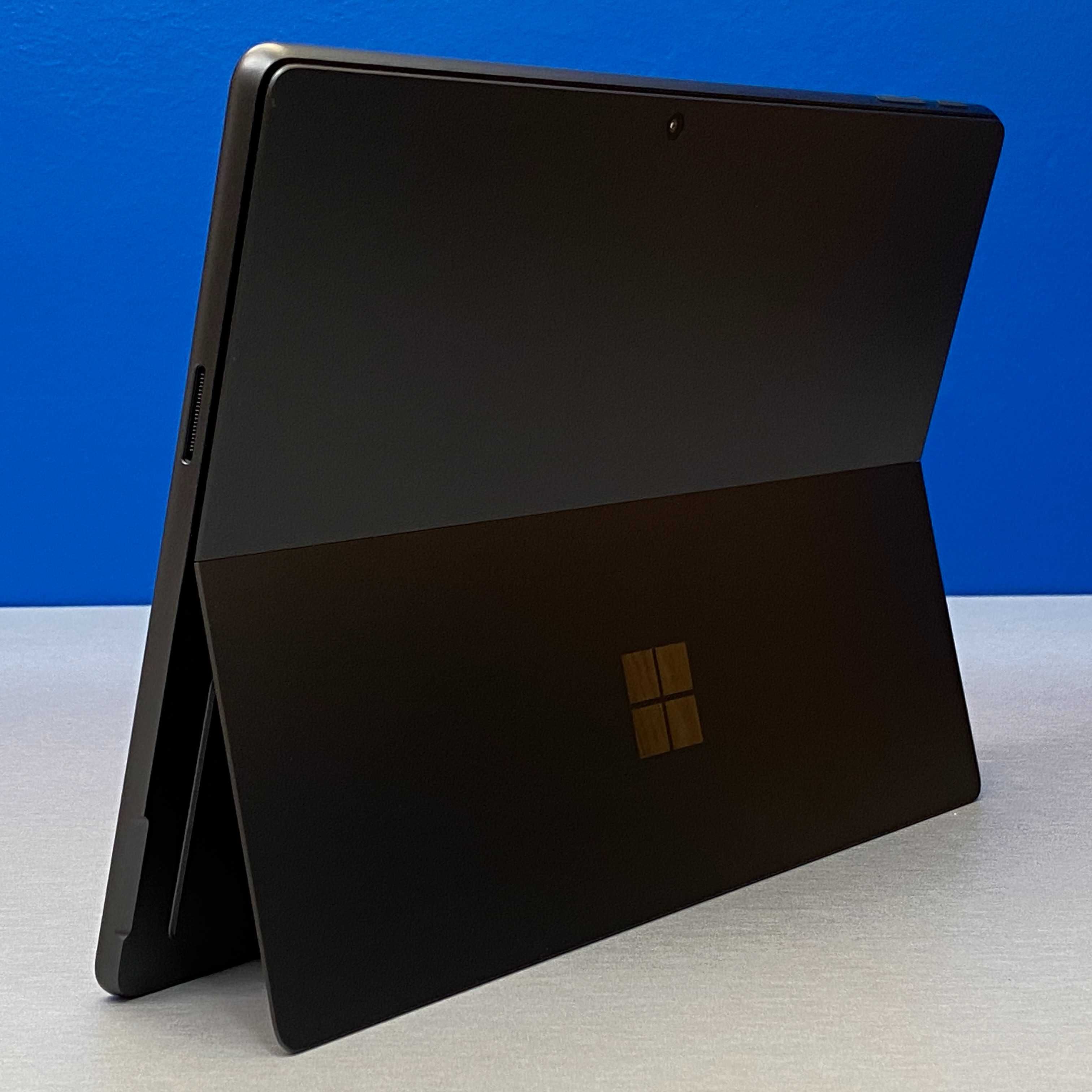 Microsoft Surface Pro 11 - 13" OLED (Snapdragon X Elite/16GB/256GB)