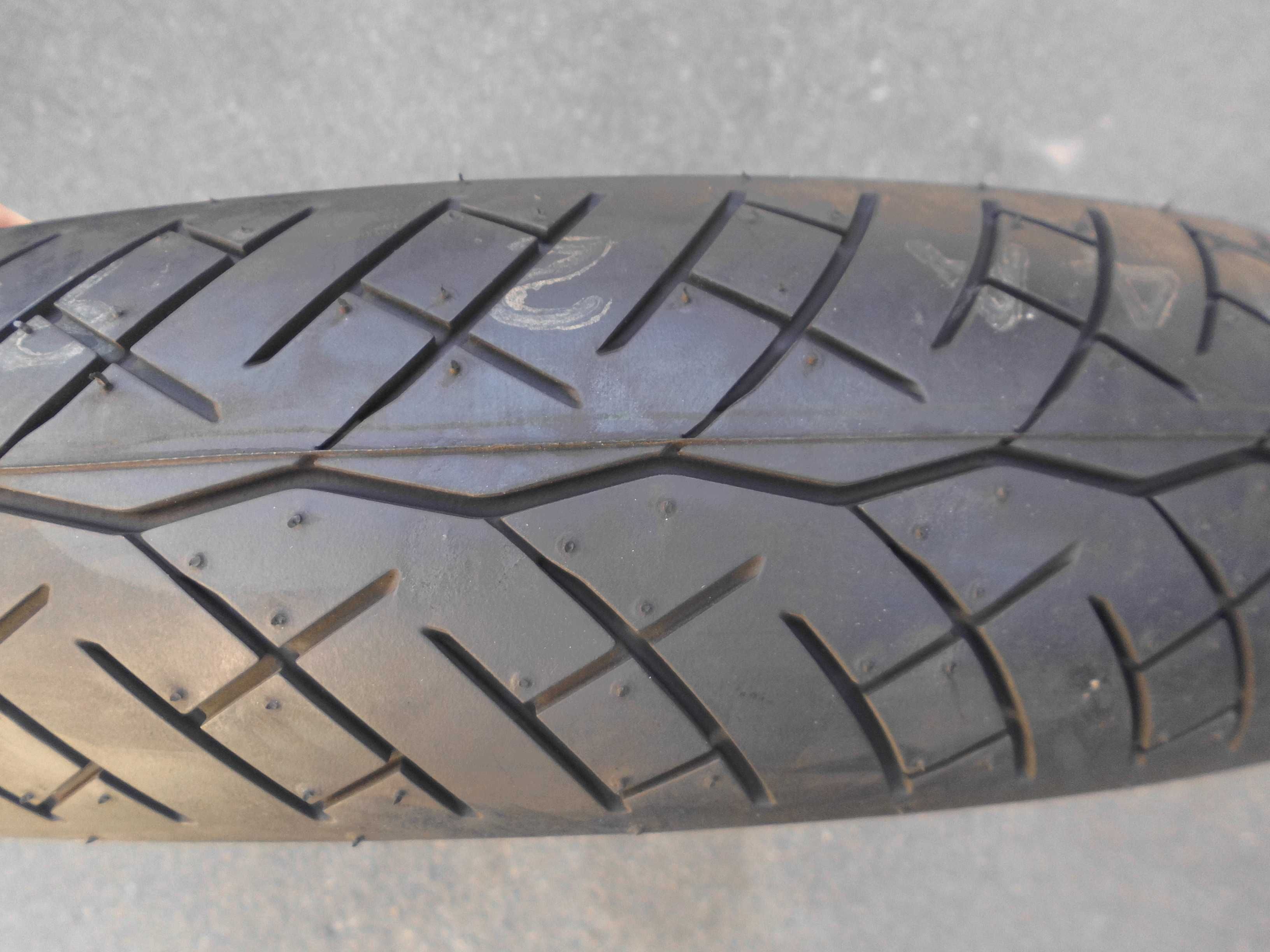 100/80 R18 Bridgestone Новое