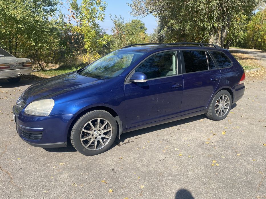 Volkswagen Golf 2007г 1,6 газ