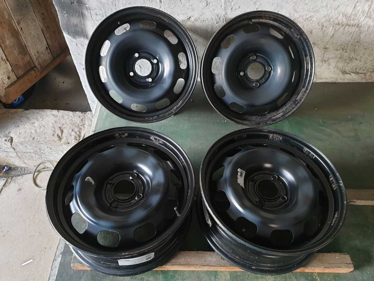 Felgi stalowe R16 4x108 6,5JX16H2 ET 38 Opel Corsa Peugeot 208