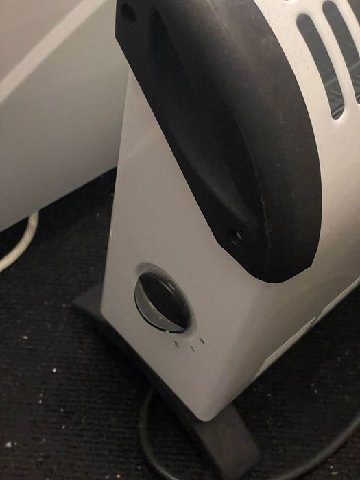 2 Aquecedores de convexão (Só vendo os dois juntos)