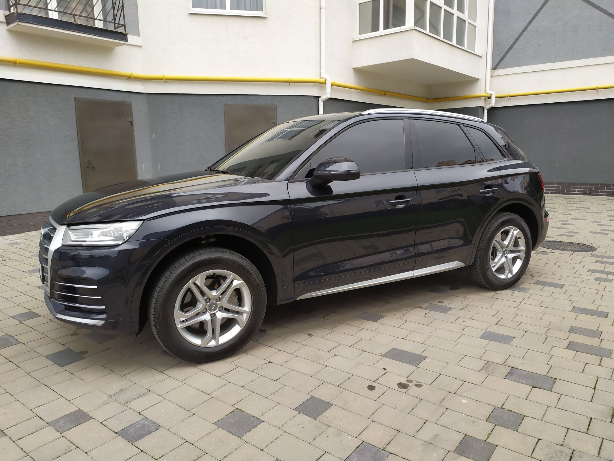 Audi Q5 2017 рік