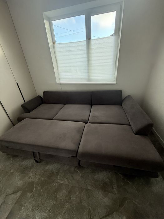 Розкладний кутовий диван