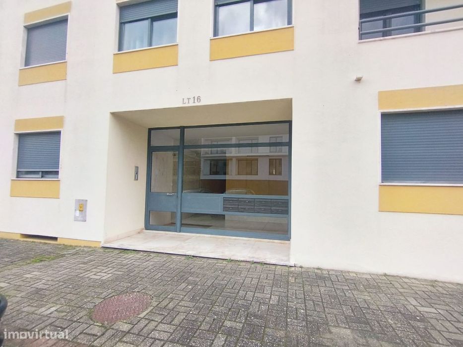 Apartamento T3  com 2 Parqueamentos a 5 minutos de Torres Vedras!