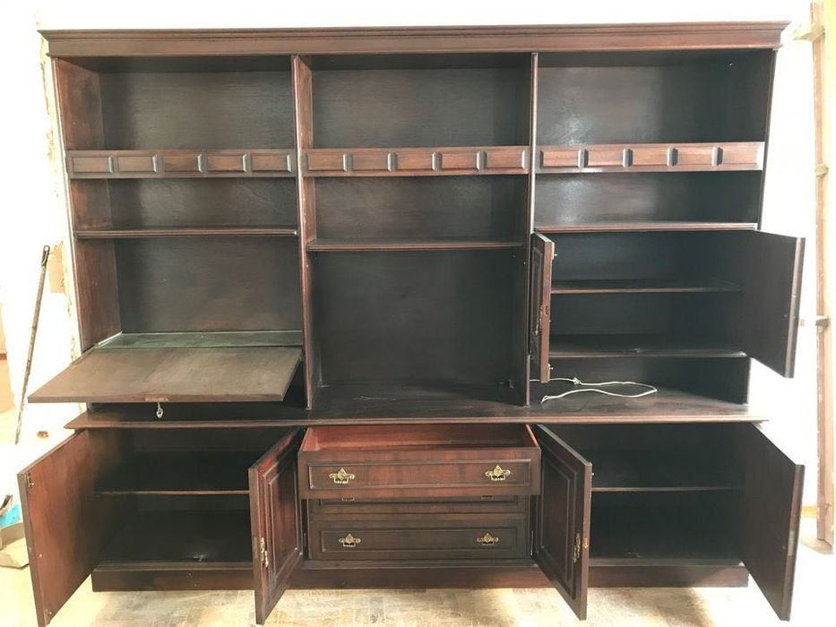 Móvel / estante de madeira maciça