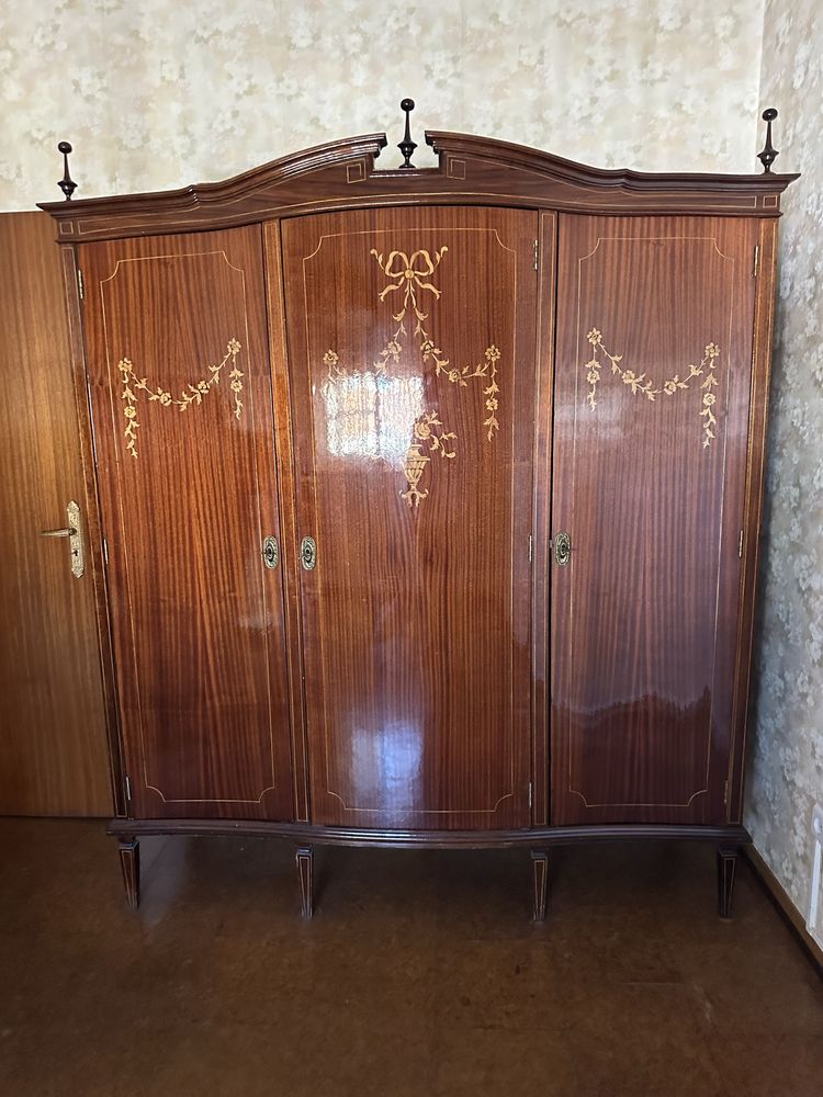 Armario Vintage (Como Novo)