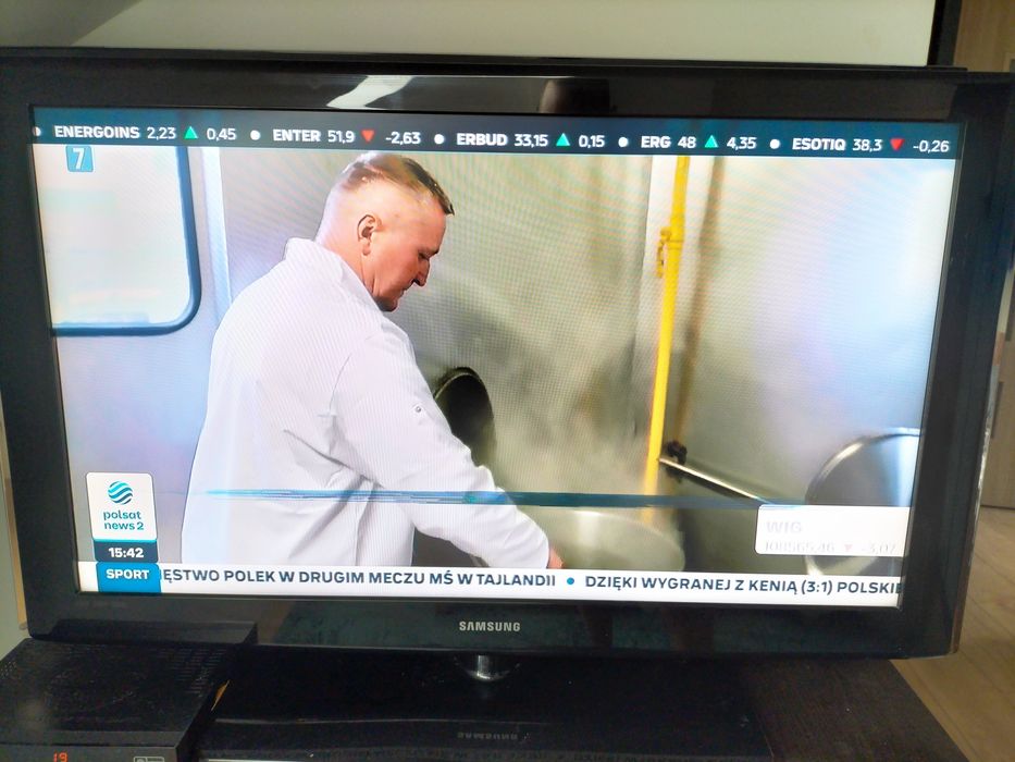 Telewizor LCD 40 cali Samsung/ transport