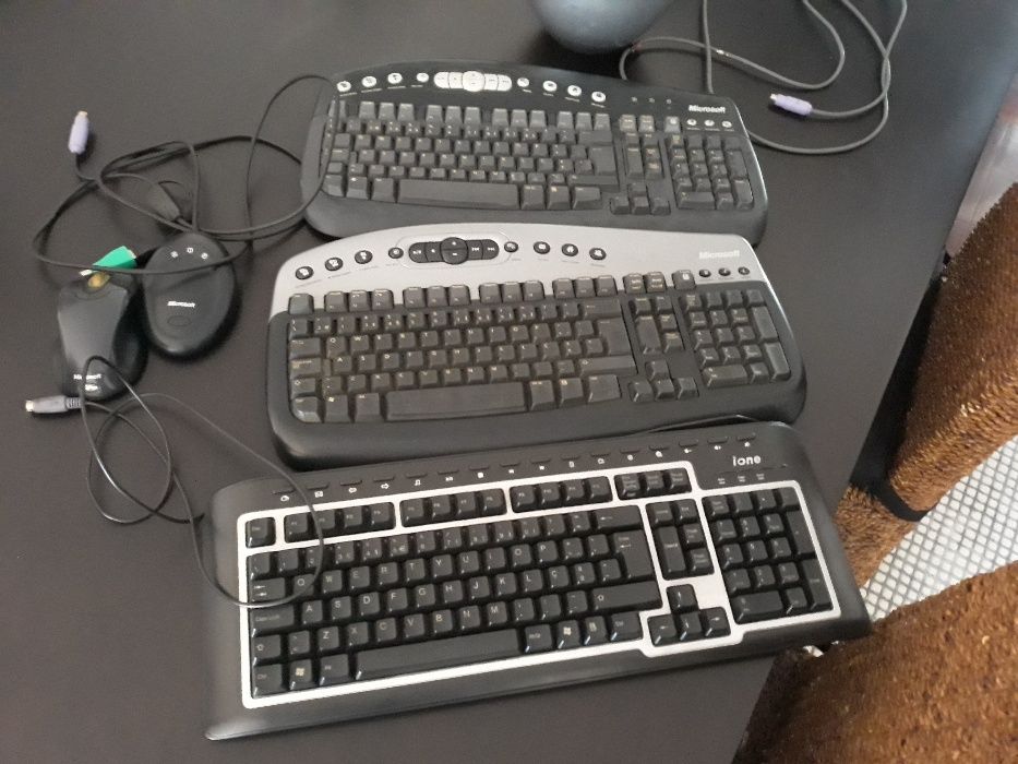 Varios  teclados