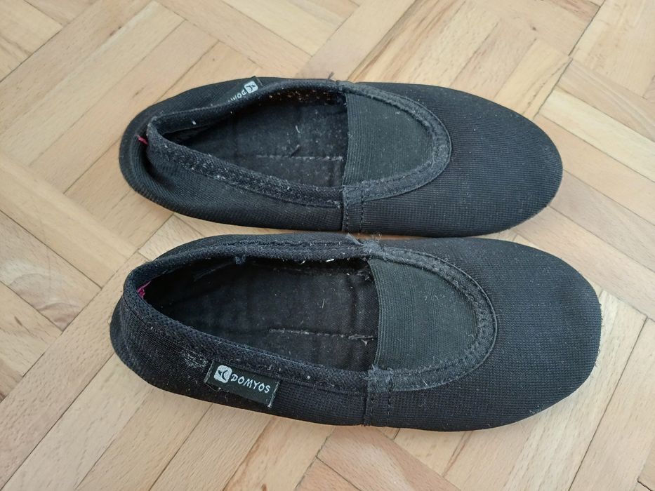 Buty do gimnastyki dziecięce Domyos (Decathlon) z tkaniny - baletki
