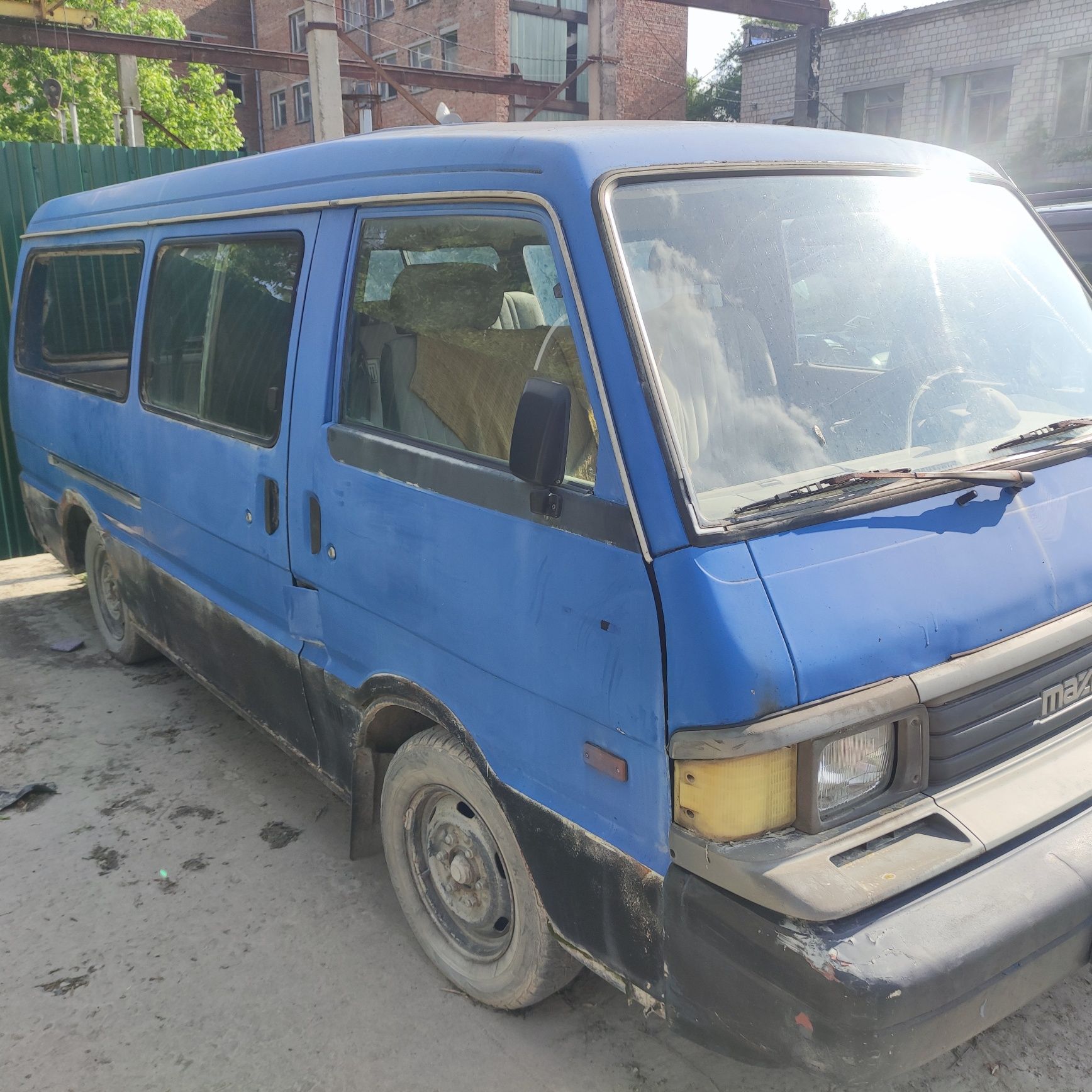 Mazda SR1,mazda E2000