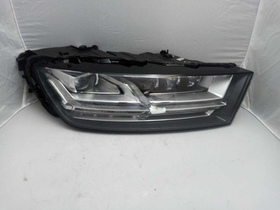 Продам. Фару ауді ку. 7.права.2017року.фул..лед.матрікс.