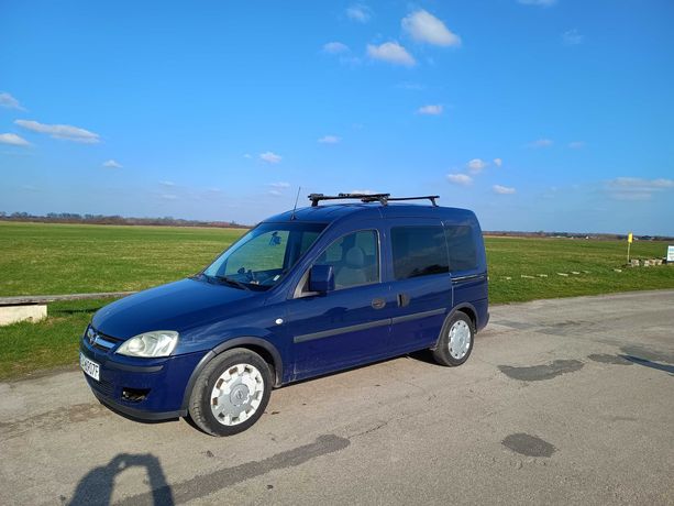 Opel Combo 1.6 + LPG  osobowy   elekt. + klima , 2x drzwi  TOUR