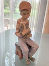 Figurka porcelanowa Lladro chłopiec