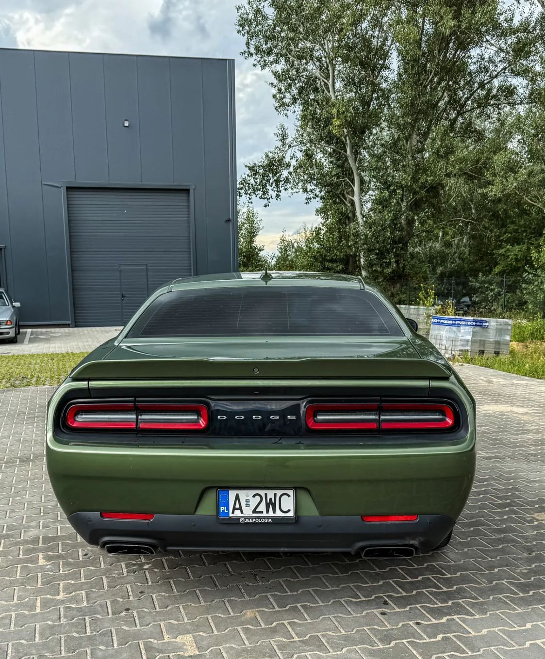 Dodge Challenger Dodge Challanger 5.7 V8 R/T w pięknym kolorze F8 GREEN